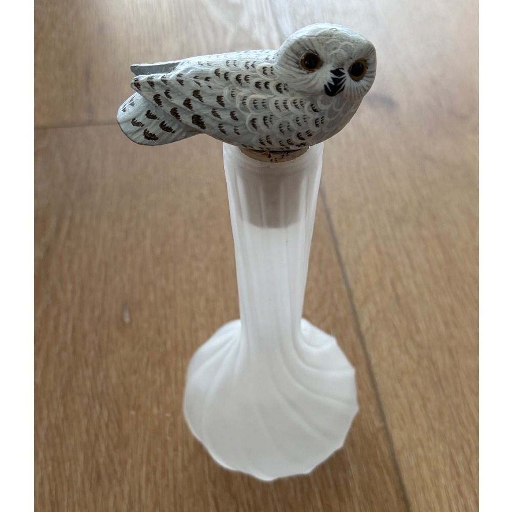 Vintage hand painted Snowy Owl Bottle Stopper and Frosted Glass Swirl Vase